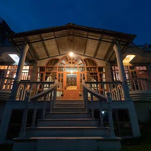 Cedar Villa